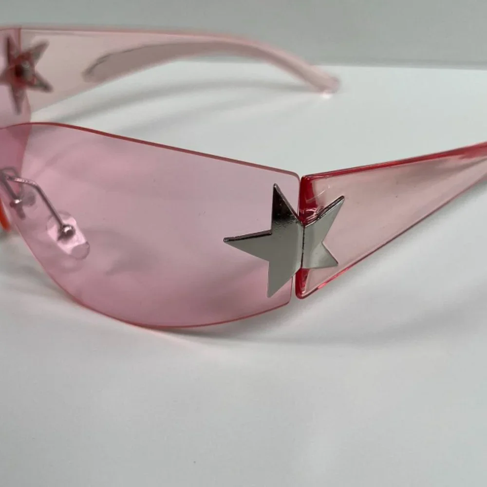 Y2K 2000s vintage style pink frameless star sunglasses